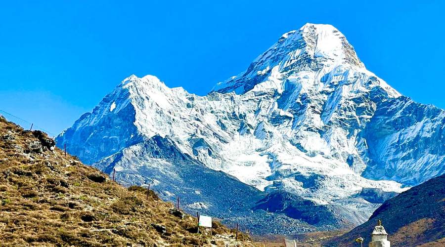 Everest-Base-Camp-Trek-guide