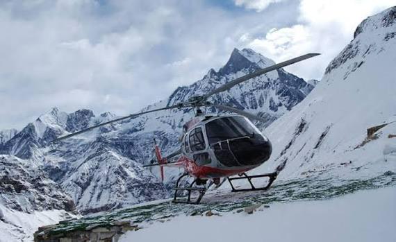 Helicopter-tour-in-Nepal