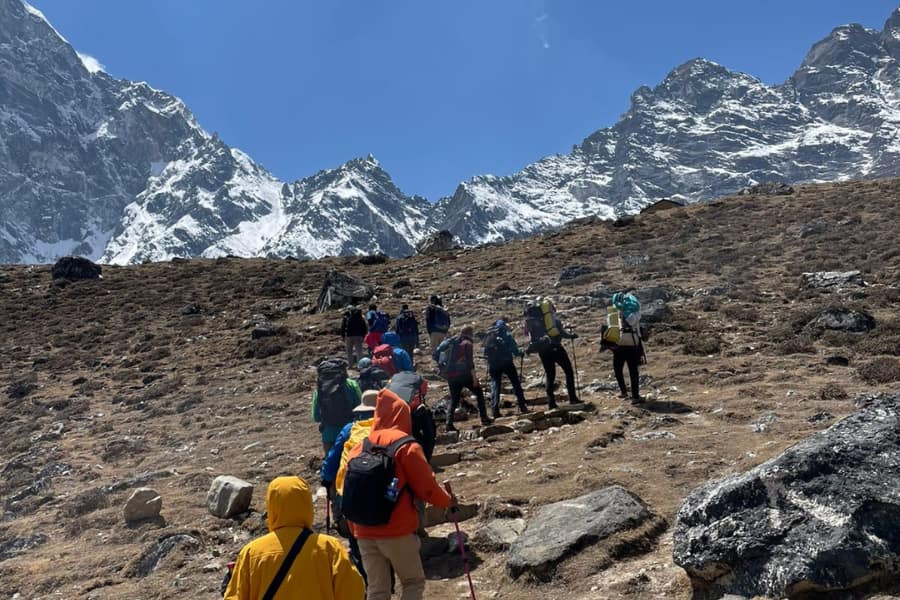Everest-base-camp-trek-14-Days-Itinerary