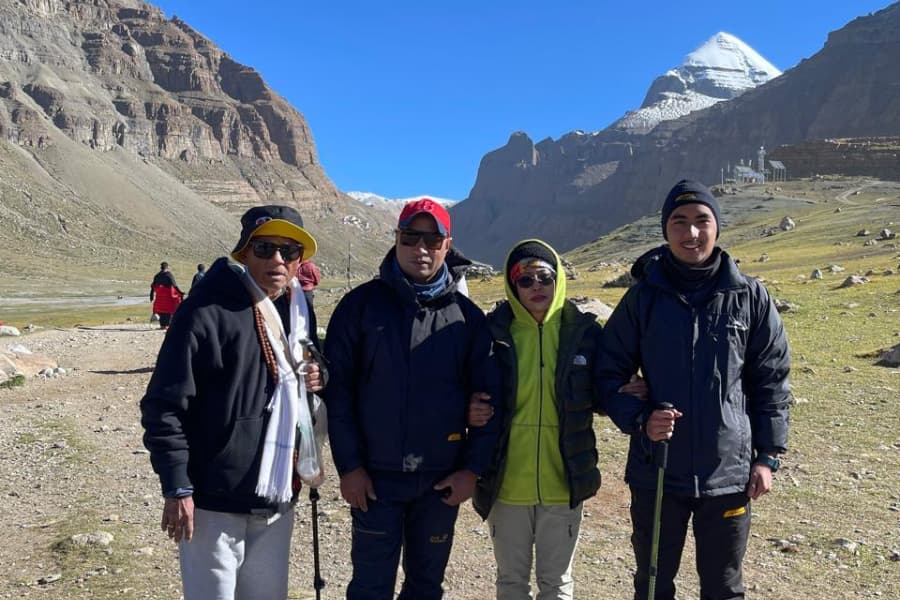 Kailash-mansarovar-yatra-package-tour