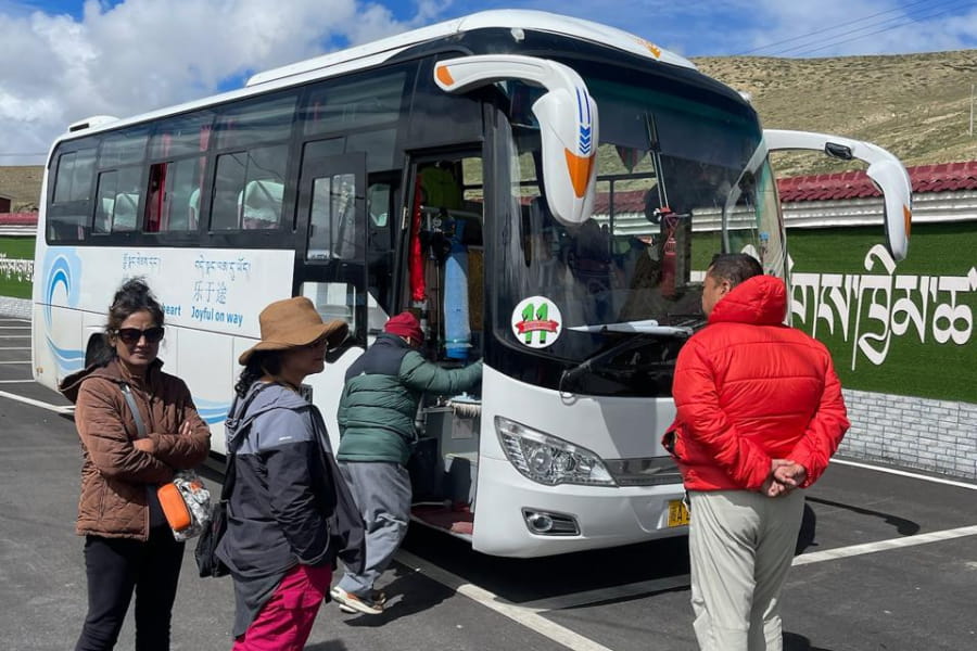 Kailash-Mansarovar-Trekking