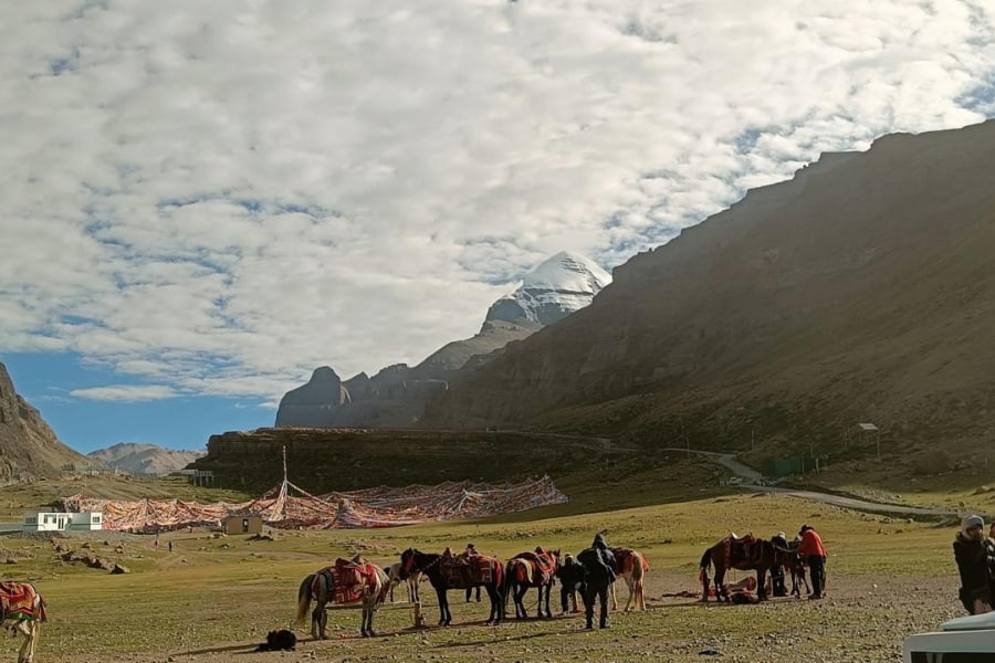 Kailash-yatra-from-lhasa