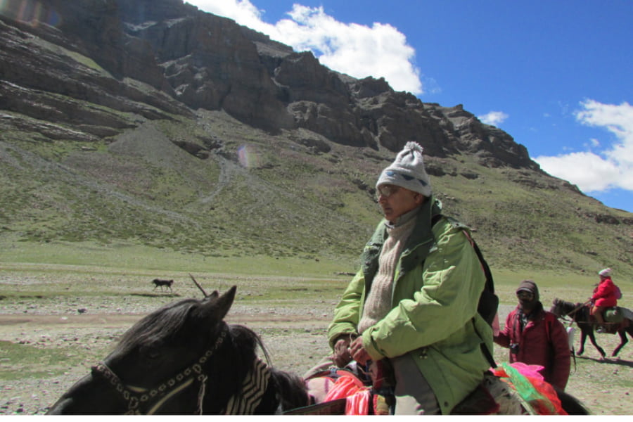 Kailash-Yatra-by-Helicopter-2027