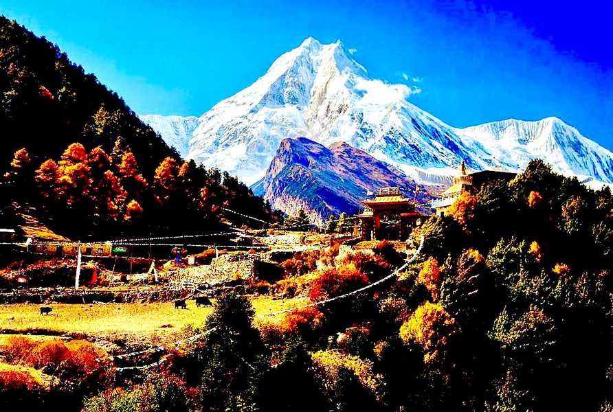Manasalu-circuit-trek