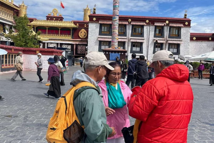 Lhasa-Shigatse-EBC-Tour