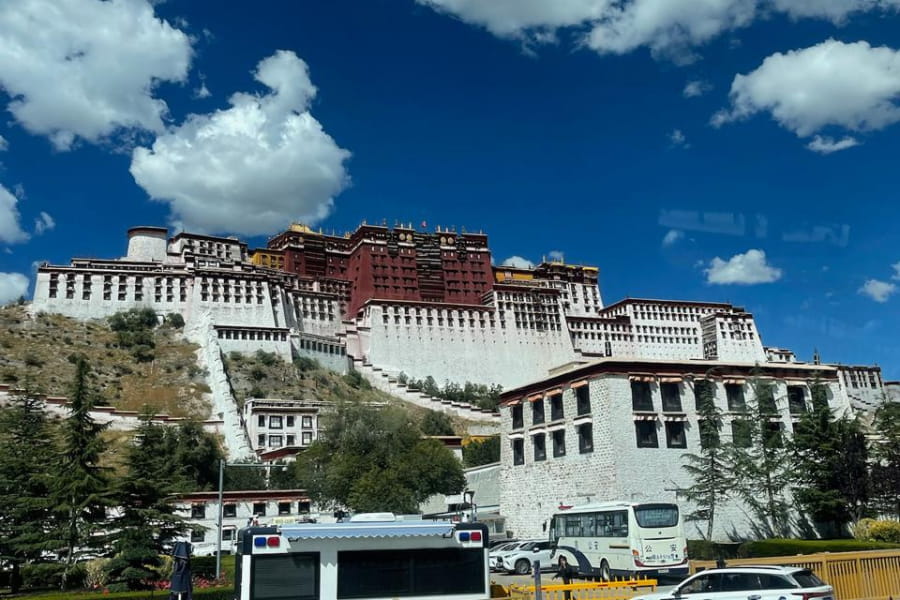 Lhasa-Shigatse-EBC-tours